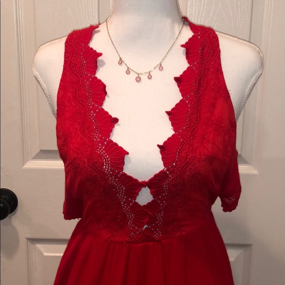 Gorgeous red romper!